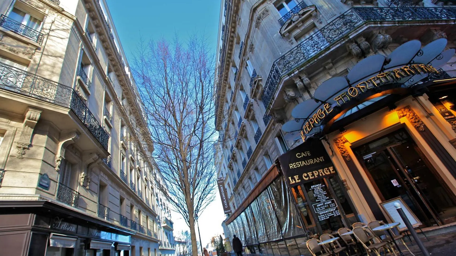 Hostel Caulaincourt Montmartre By Hiphophostels