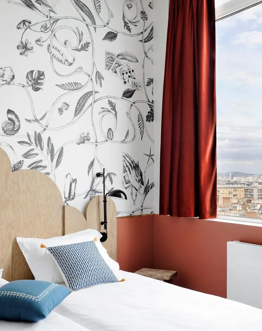 Caulaincourt Montmartre By Hiphophostels *