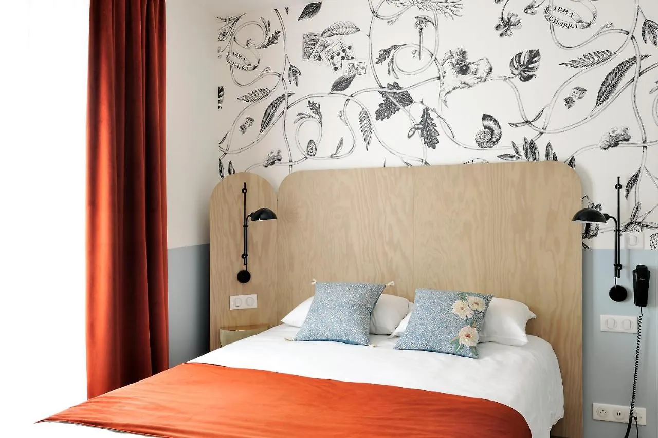 Caulaincourt Montmartre By Hiphophostels Hostel Paříž
