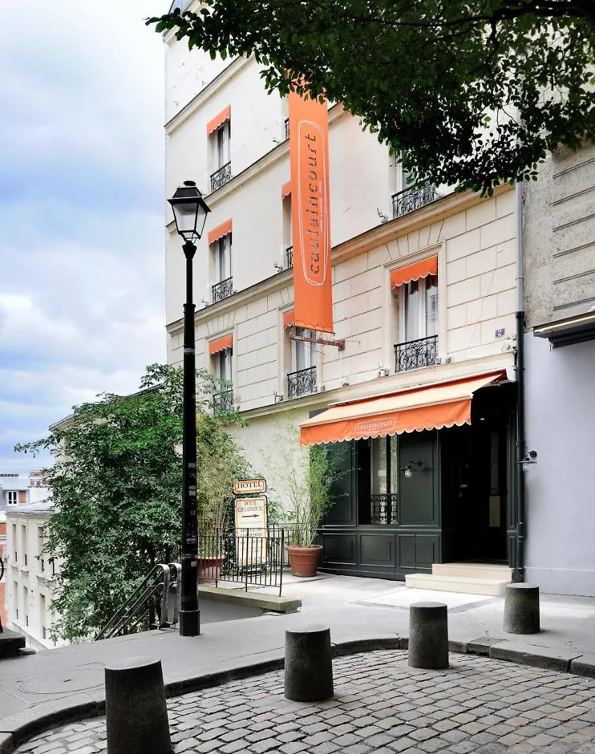 Caulaincourt Montmartre By Hiphophostels * Paříž